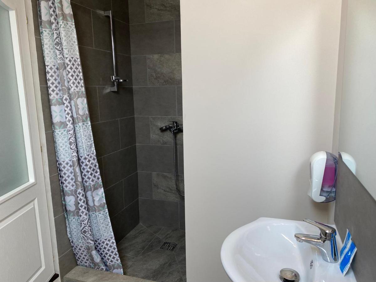 Boutique Rooms With Parking Oradea Exterior photo