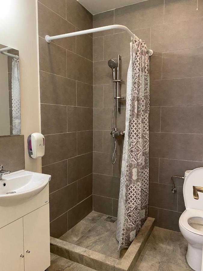 Boutique Rooms With Parking Oradea Exterior photo